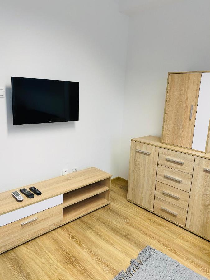 Apartman Solax, Ucnovska 8, Kosice Saca المظهر الخارجي الصورة